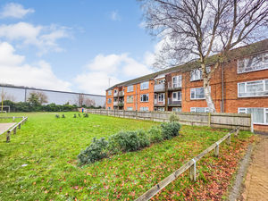 Photo 1- click for photo gallery